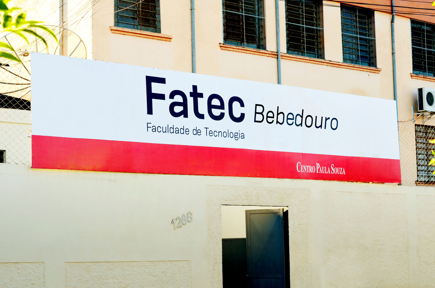 Foto do Campus da Fatec Bebedouro